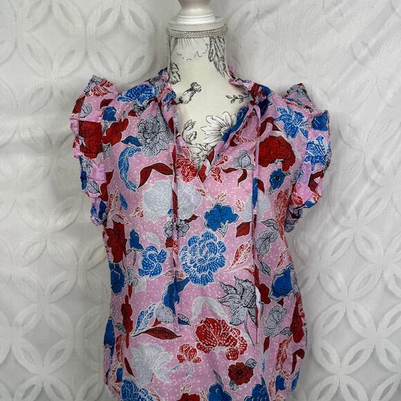 B Dakota by Steve Madden
Flutter Away Top Size L NWT - Picture 13 of 14